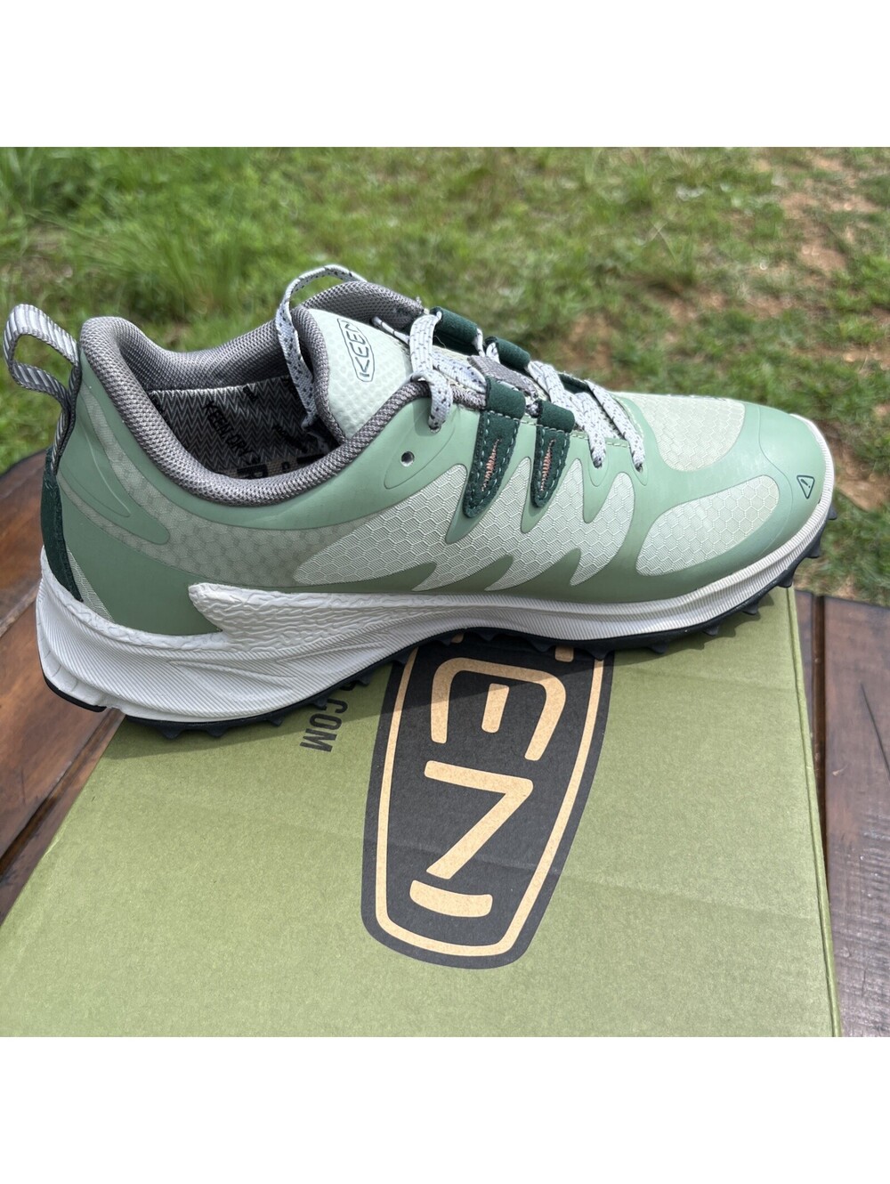 New! KEEN Women's Zionic WP Hiking Shoes Size 7 Desert Sage/Ember Glow $159 MSRP - Picture 5 of 10